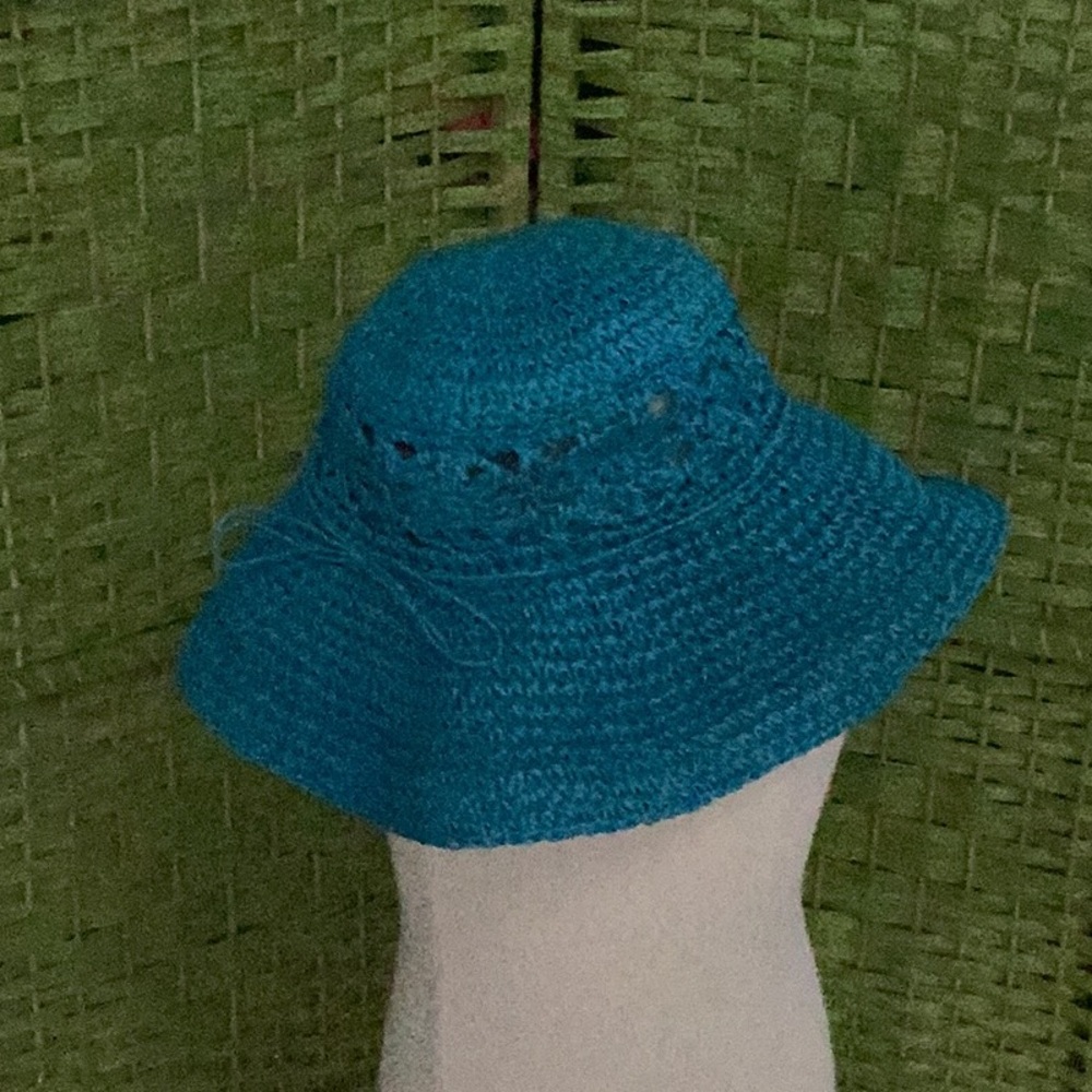 🦋NWOT So Much Fun Floppy Hat Closet Must Have 🦋